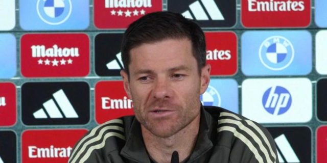 هل ألقاب برشلونة مشكوك في نزاهتها؟.. كيف رد ألونسو!