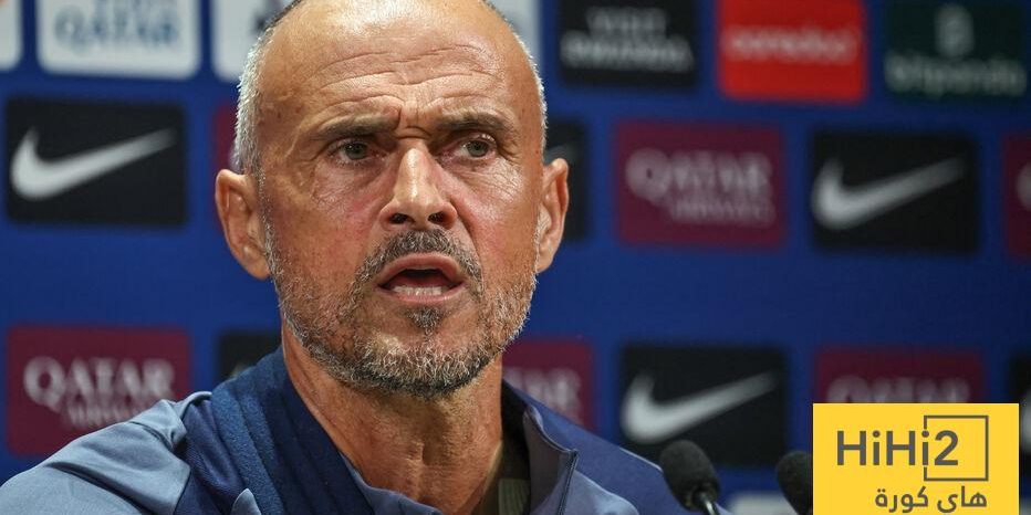 باريس سان جيرمان يستهدف مدافعا محوريا و ظهيرا ايمنا باريس سان جيرمان يستهدف مدافعا محوريا و ظهيرا ايمنا