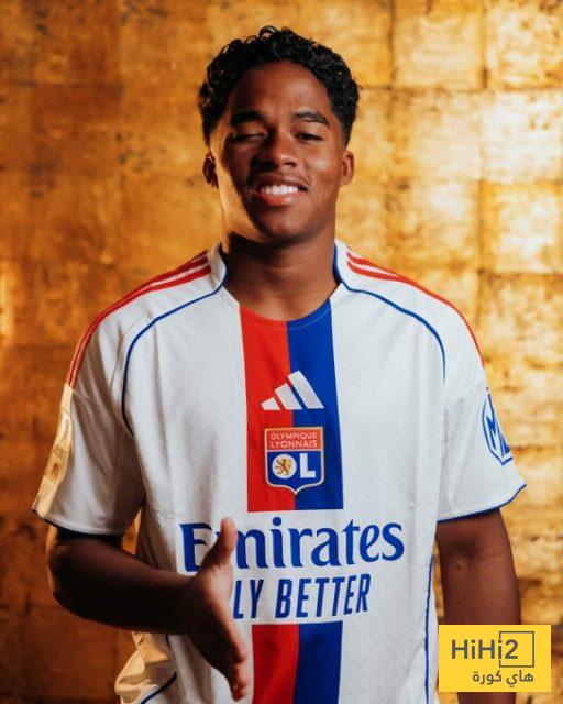 دور بنزيما في انتقال إندريك لأوليمبيك ليون ! 1