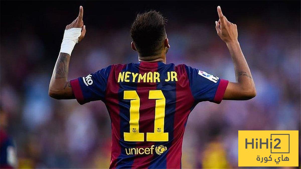 صورة – نيمار يغازل برشلونة