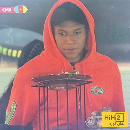 صورة : مبابي حاضر مباراة الكاميرون و كوت دايفوار 3