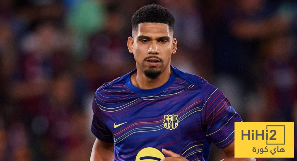 أراوخو يعود إلى تدريبات برشلونة اليوم في تلك الحالة