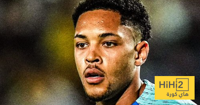 فشل صفقات الشتاء يدق ناقوس الخطر في برشلونة !