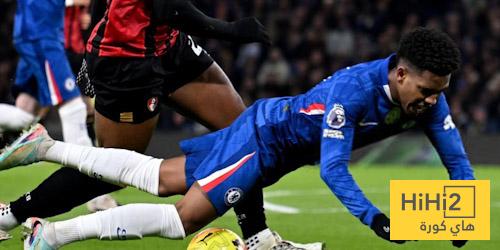 عين على إستيفاو في مباراة بورنموث عين على إستيفاو في مباراة بورنموث