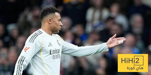 الطب يفضح طريقة تعامل الريال مع مبابي!