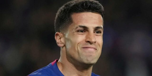 شرط برشلونة للتعاقد مع كانسيلو