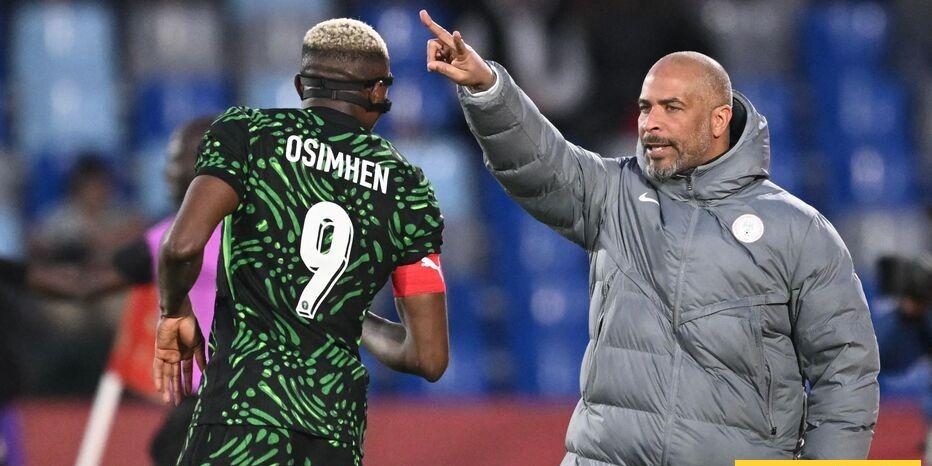 مدرب نيجيريا يشيد بمنتخب المغرب