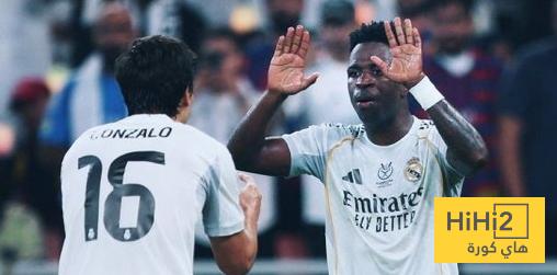 خبير تحكيمي يشكك في صحة هدف ريال مدريد الثاني ضد برشلونة