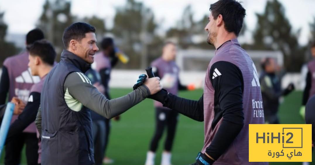 رسالة كورتوا لـ تشابي ألونسو بعد رحيله عن الفريق