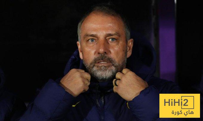 فعلها فليك مع رافينيا وكررها لفيرمين !