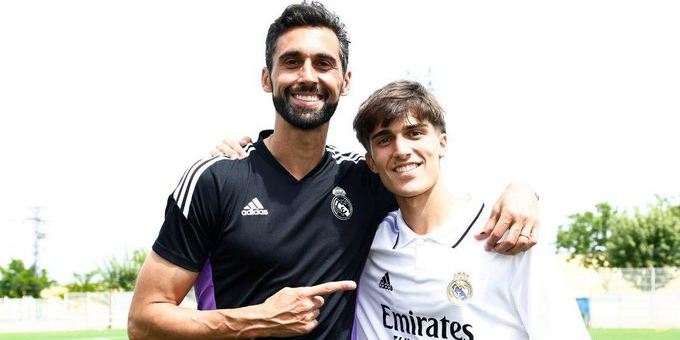 أربيلوا يمنح مانويل أنخيل فرصة ذهبية مع الفريق الأول