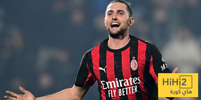 رابيو يضرب كومو بالهدف الثالث رابيو يضرب كومو بالهدف الثالث