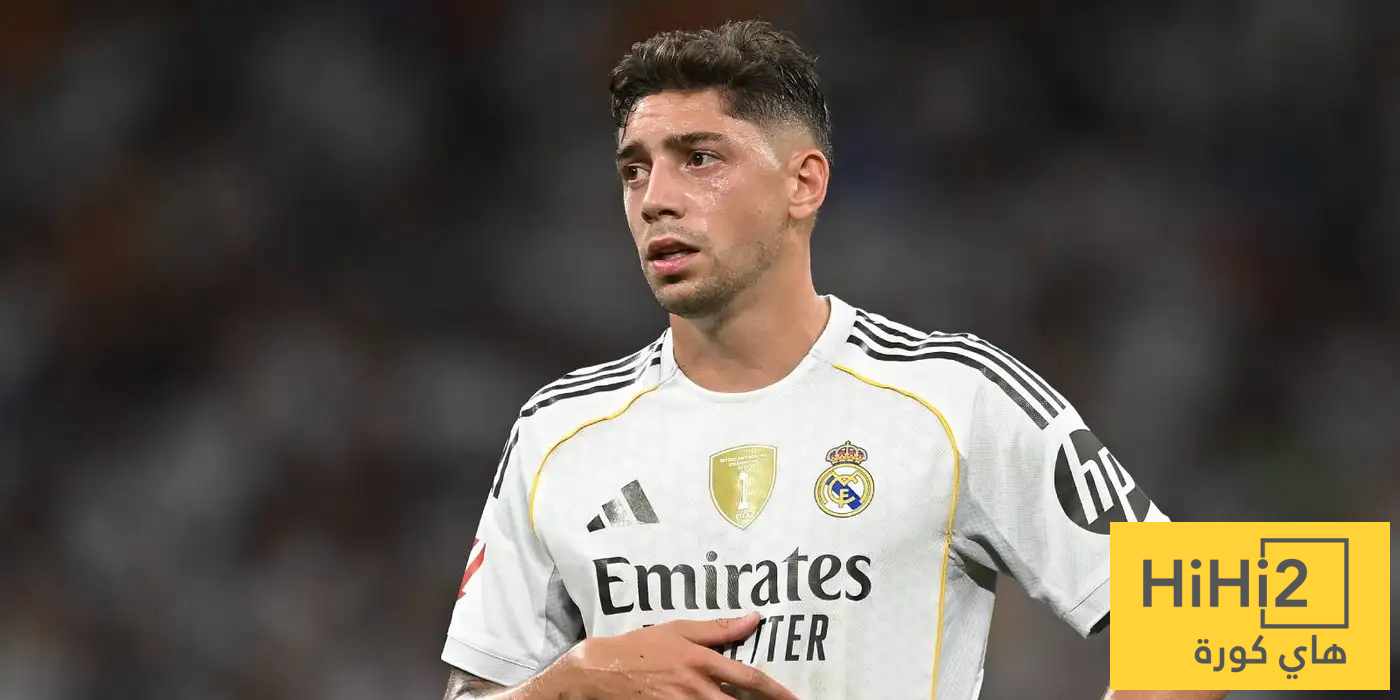 لاعب “عتال” بلا مخ..! هو من يحدد أين سيلعب ومتى سيلعب