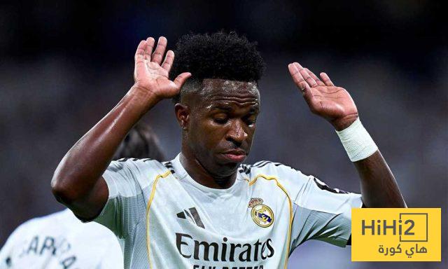 عاجل – صافرات استهجان كبيرة ضد ثلاثي مدريد