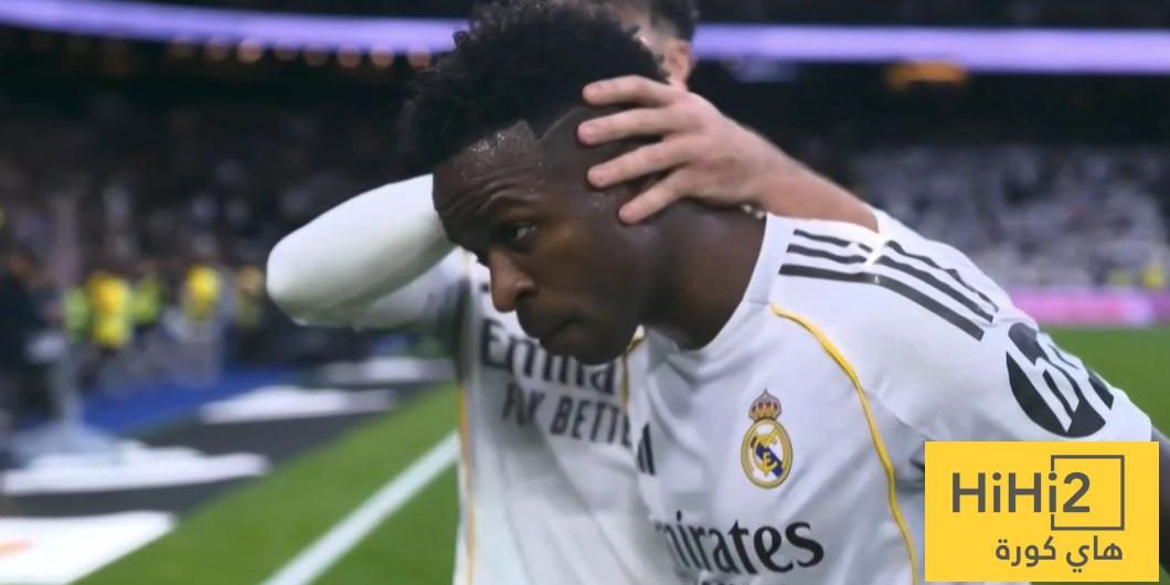 صور : فينيسيوس يغادر الملعب مباشرة دون تحية الجماهير