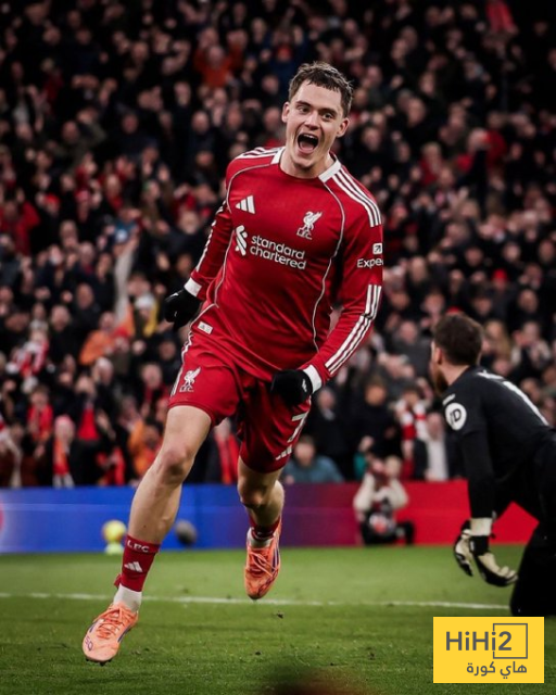 ليفربول يتقدم على بيرنلي في الشوط الاول