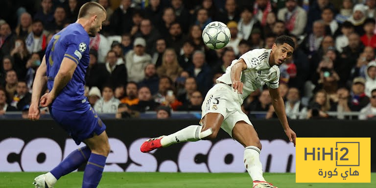 ريال مدريد يسجل الهدف الرابع في شباك موناكو ريال مدريد يسجل الهدف الرابع في شباك موناكو