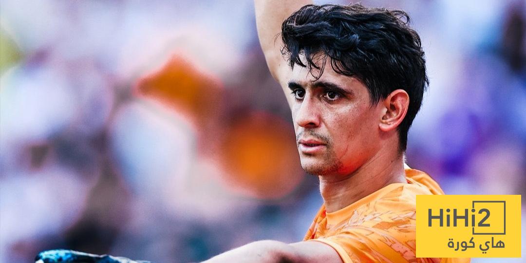 بعد إصابة بونو .. من يحمي عرين الهلال أمام الأهلي ؟