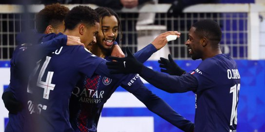 باريس سان جيرمان يفوز على اوكسير في الدوري الفرنسي