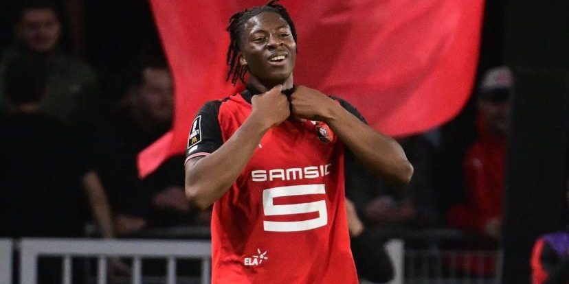 مانشستر يونايتد ينافس الهلال على هذا اللاعب مانشستر يونايتد ينافس الهلال على هذا اللاعب