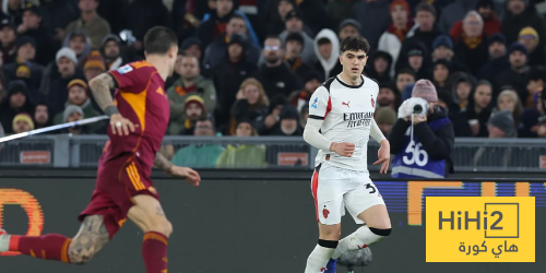 دي فينتر يتقدم لميلان بالهدف الأول ضد روما