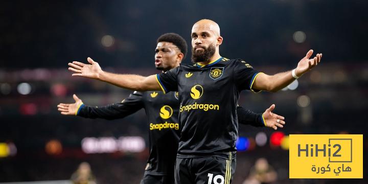 سبب تألق مبومو مع مانشستر يونايتد