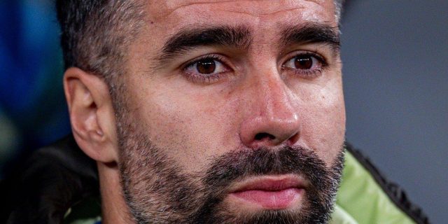 قرار مرتقب من ريال مدريد بشأن كارفخال!