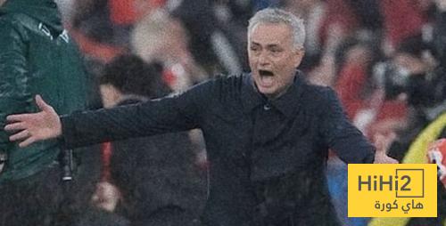 صور .. احتفال مورينيو الجنوني بالهدف الرابع ضد ريال مدريد