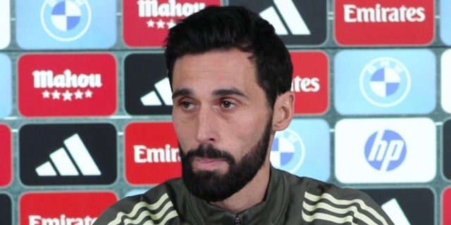 صحفي يفاجئ أربيلوا بسؤال عن مورينيو