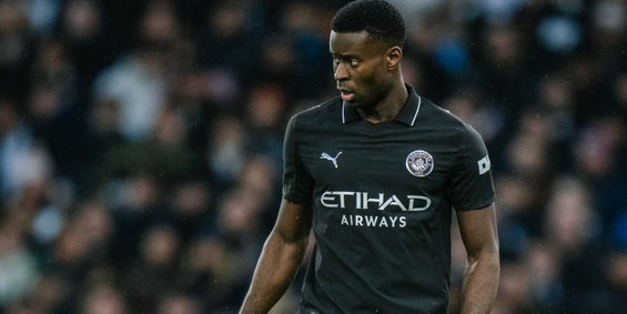 احصائيات الشوط الاول من مباراة مانشستر سيتي وتوتنهام