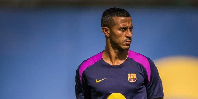 هل يخطط ألكانتارا لخلافة فليك في برشلونة؟