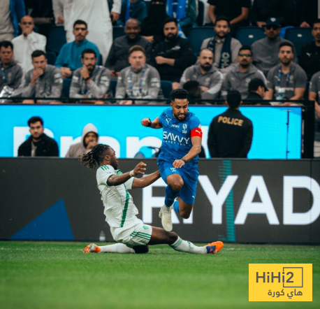 تعادل سلبي يحبس الأنفاس بين الهلال والأهلي بالشوط الأول 1