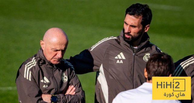 مخطط أربيلوا و بينتوس مع لاعبي ريال مدريد
