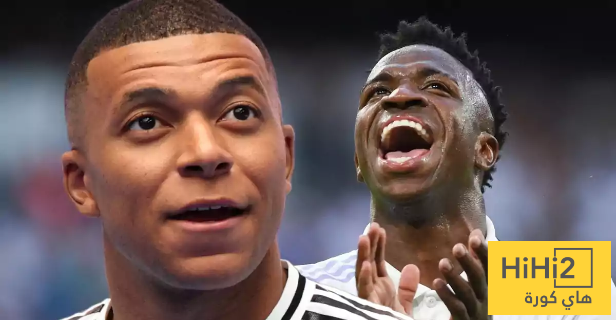 صورة : لهذا السبب بيريز يكدس النجوم … ولهذا السبب غرف الملابس فاشله …!