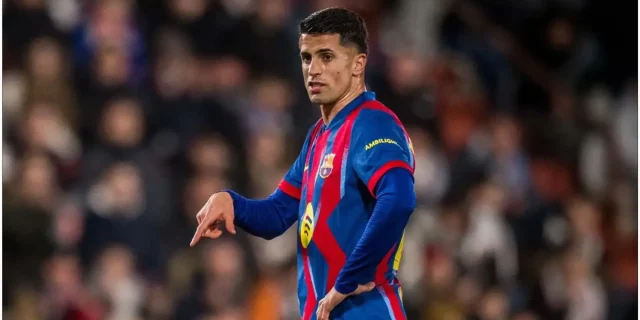 جماهير برشلونة تصدم كانسيلو!