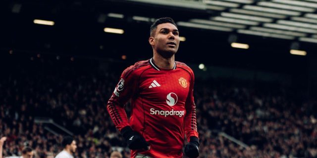 كاسيميرو لاعب الأسبوع في الدوري الإنجليزي
