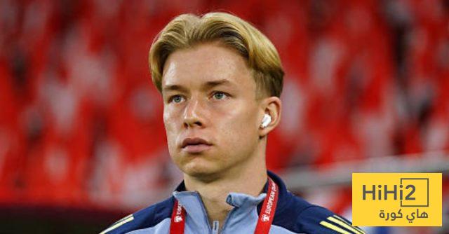أرسنال يراقب مدافع بروسيا دورتموند