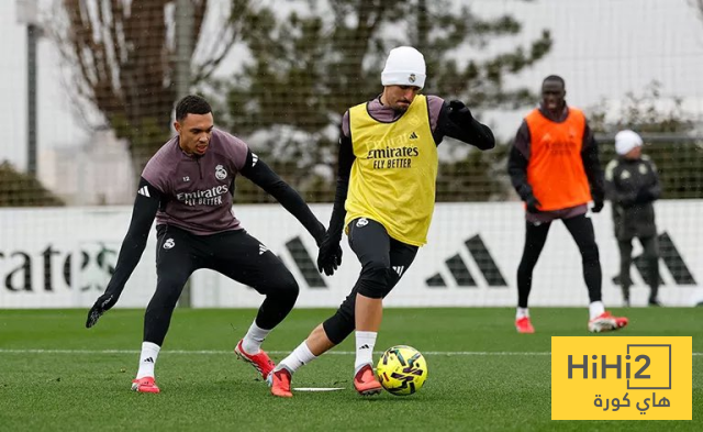 صور .. تدريبات ريال مدريد اليوم استعدادا للقاء فالنسيا 12 صور .. تدريبات ريال مدريد اليوم استعدادا للقاء فالنسيا 11