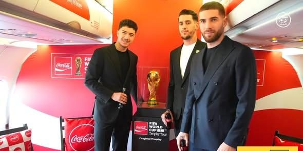 شاهد صور من زيارة كاس العالم للجزائر