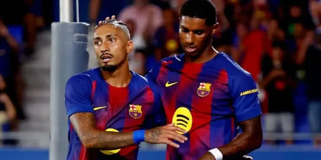 غياب رافينيا وراشفورد عن تدريب برشلونة الأخير قبل مواجهة أتلتيكو
