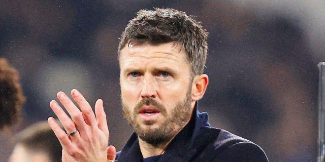 موقف مانشستر يونايتد من تعيين كاريك كمدرب دائم