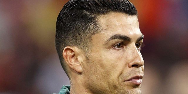 مدرب البرتغال يكشف موعد اعتزال رونالدو