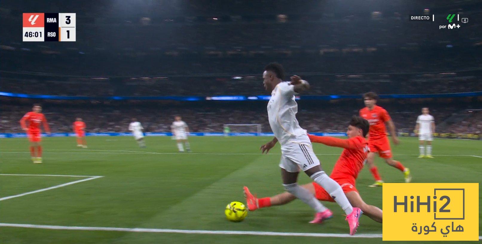 ركلة جزاء فينيسيوس الثانية تشعل الجدل بين الخبراء