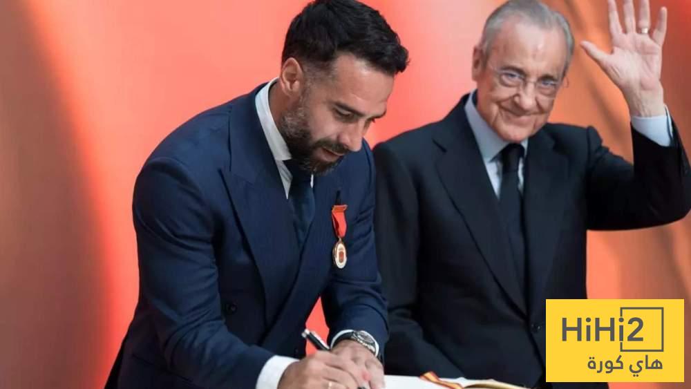 مطالب كارفخال في ريال مدريد