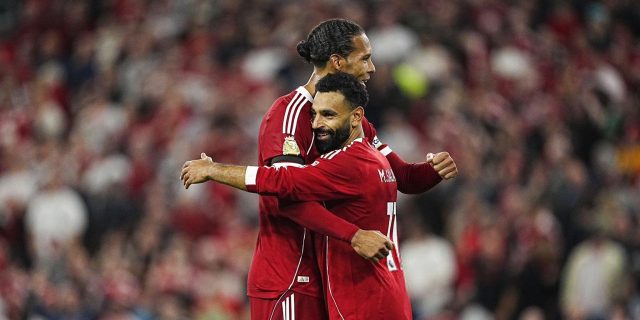 فان دايك يكشف أهمية محمد صلاح لفريق ليفربول
