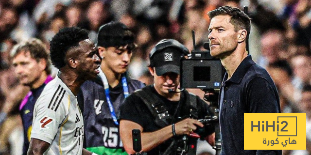 ما هو الفرق بين تشابي ألونسو وأربيلوا في ريال مدريد؟
