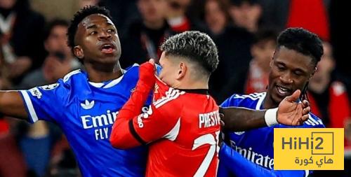لاعب برشلونة السابق يكشف سبب الكراهيه لفينيسوس جونيور ومشاكله