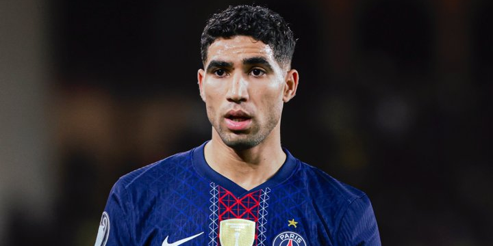 الرسم التكتيكي لتشكيلة باريس ضد ميتز الرسم التكتيكي لتشكيلة باريس ضد ميتز