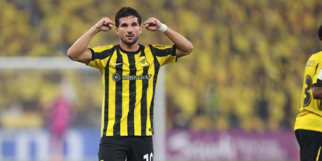 حسام عوار يدخل قائمة نخبة الاتحاد التاريخية !