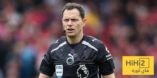 أرقام خاصة بحكم مباراة اليونايتد وإيفرتون